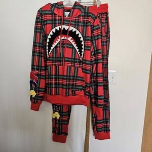 Hudson Outerwear Red Plaid Shark Mouth Graphic Hoodie and Joggers Set Medium